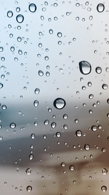 Raindrops on Glass 1