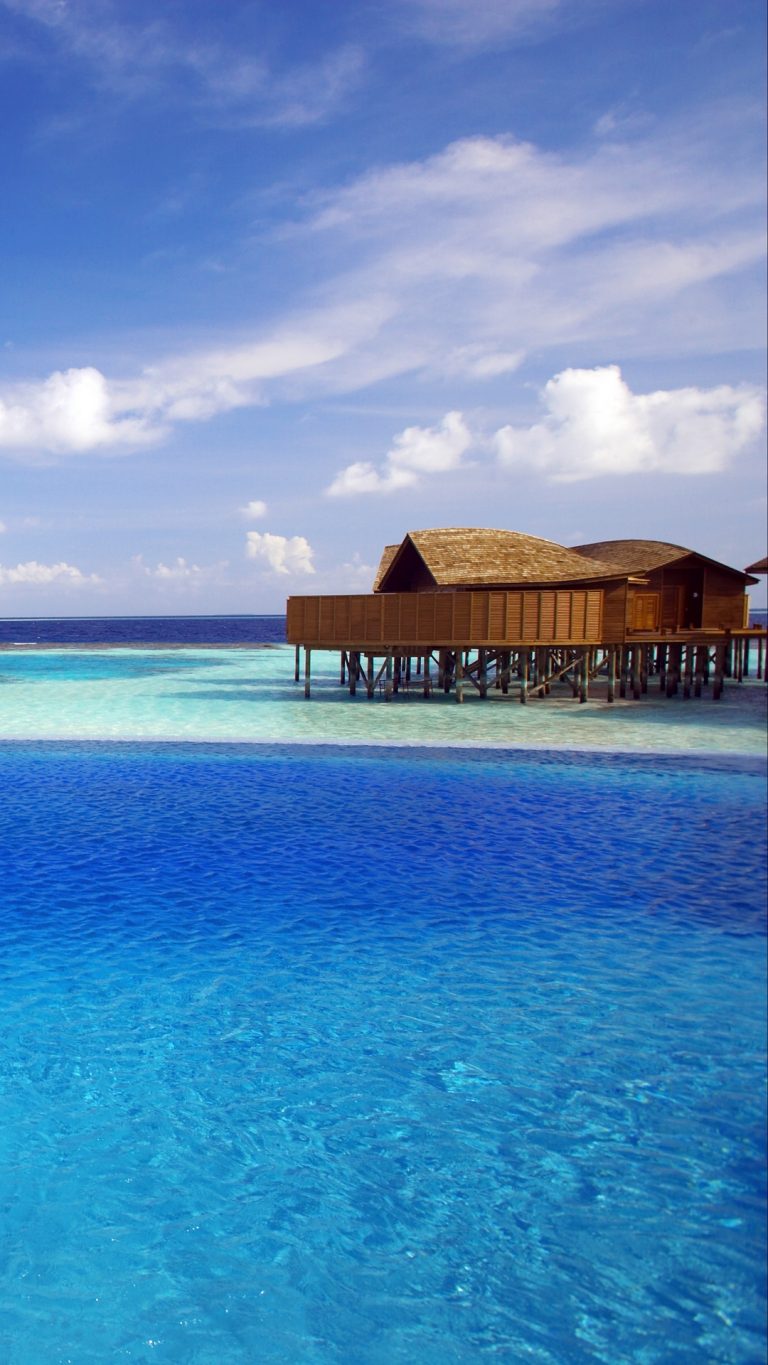 Maldives Tropical Bungalows Ocean Wallpaper - [1080x1920]